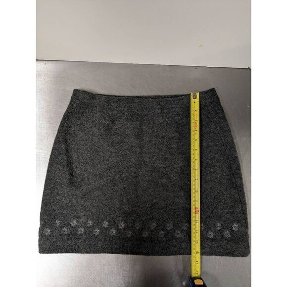 Oxford & Fulham Vintage Y2K Women's 100% Wool Gray Mini Skirt With Embroidered F - Picture 3 of 6